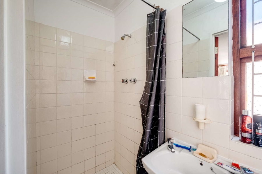 3 Bedroom Property for Sale in Lakeside Western Cape